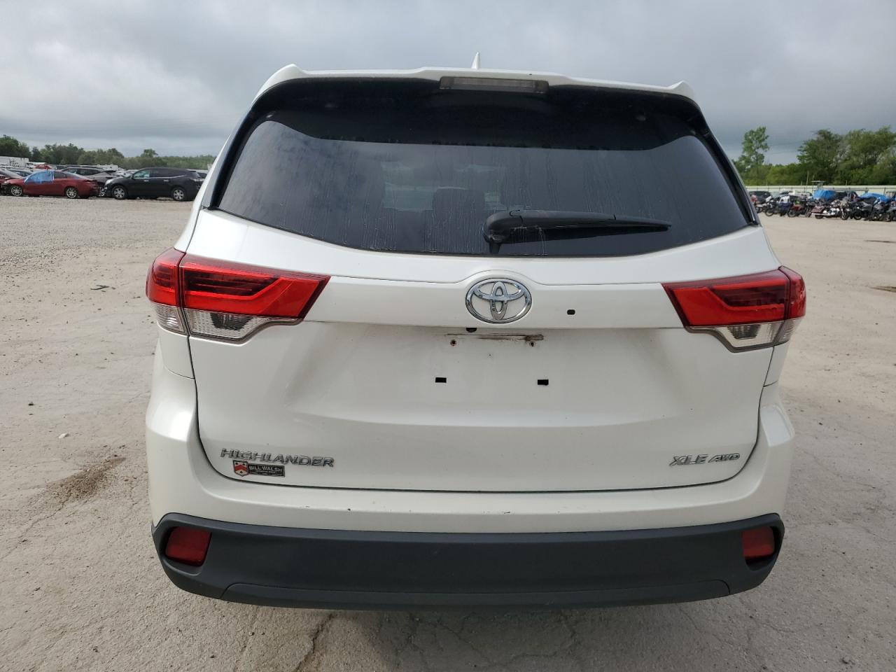 2017 Toyota Highlander Se VIN: 5TDJZRFH4HS483089 Lot: 62837725