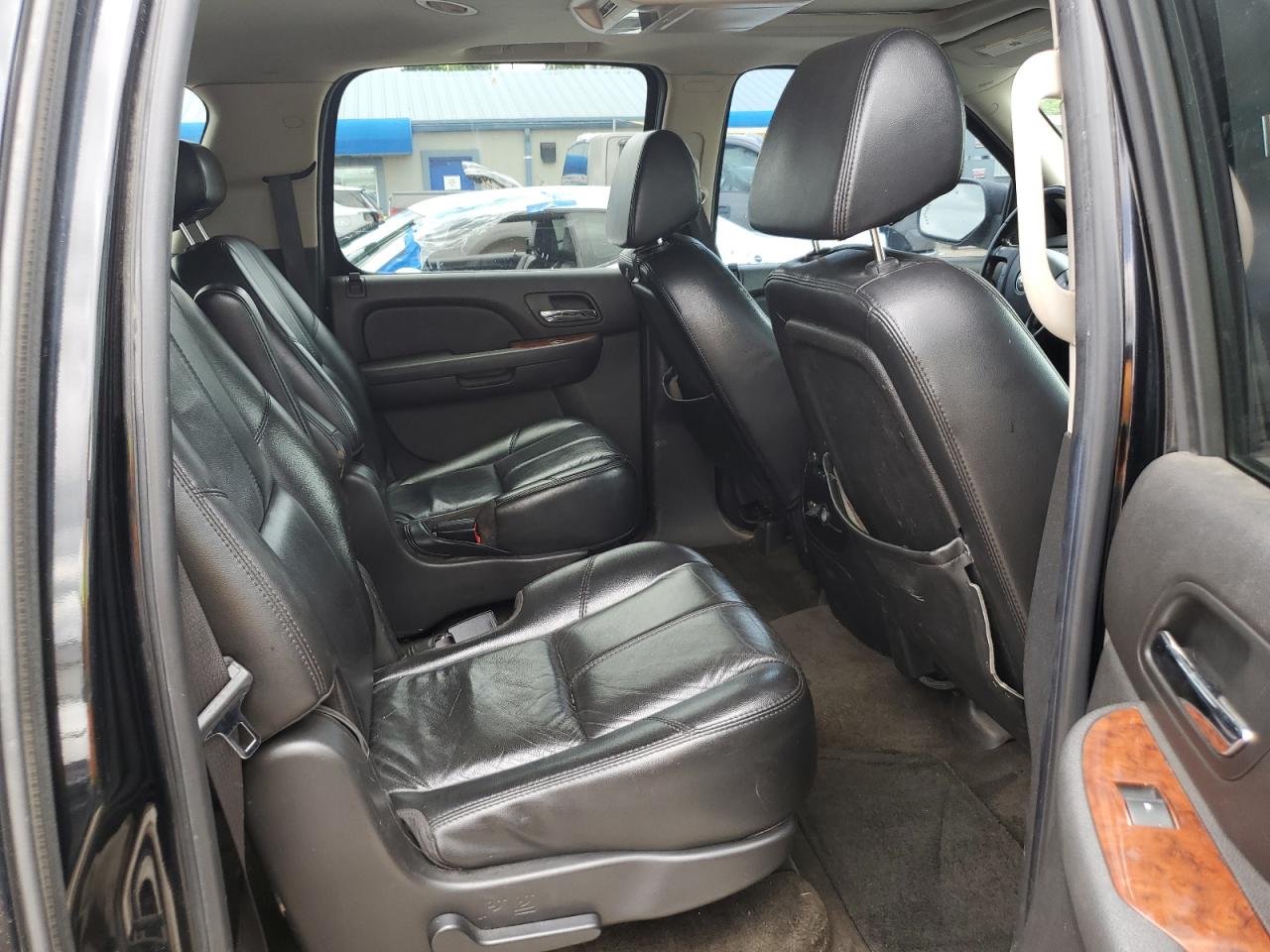 2007 Chevrolet Suburban K1500 VIN: 3GNFK16387G266293 Lot: 60095115