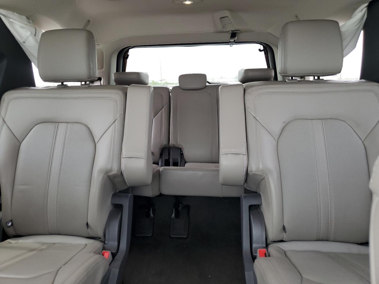 2021 Ford Expedition Limited VIN: 1FMJU2AT5MEA58008 Lot: 60243675