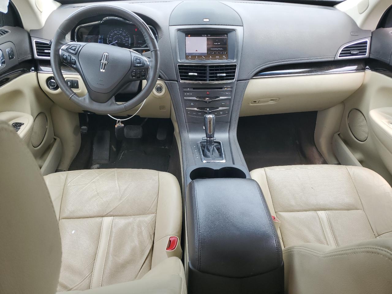 2019 Lincoln Mkt VIN: 2LMHJ5AT1KBL02324 Lot: 60821275