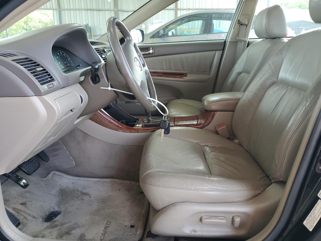 2003 Toyota Camry Le VIN: 4T1BE32K13U161153 Lot: 62948465