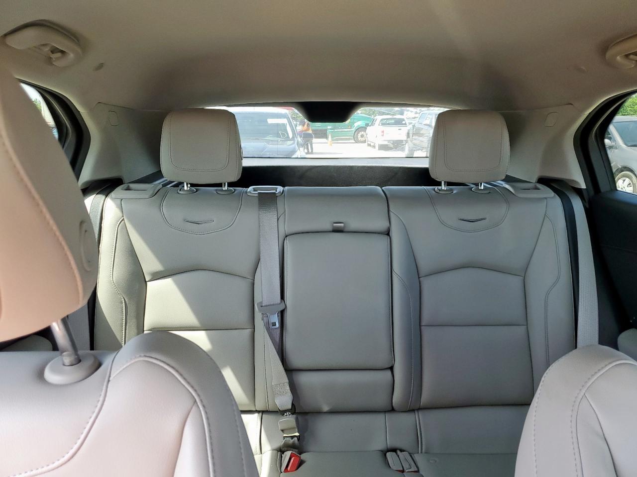 2022 Cadillac Xt4 Luxury VIN: 1GYAZAR44NF167840 Lot: 60143585