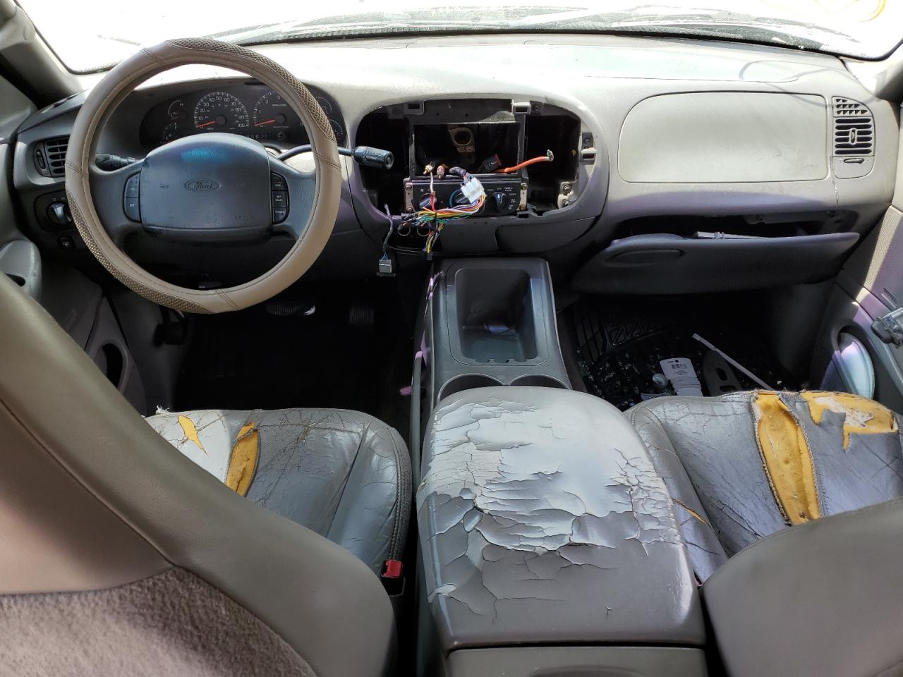 2000 Ford Expedition Xlt VIN: 1FMRU15L9YLC33790 Lot: 59720985