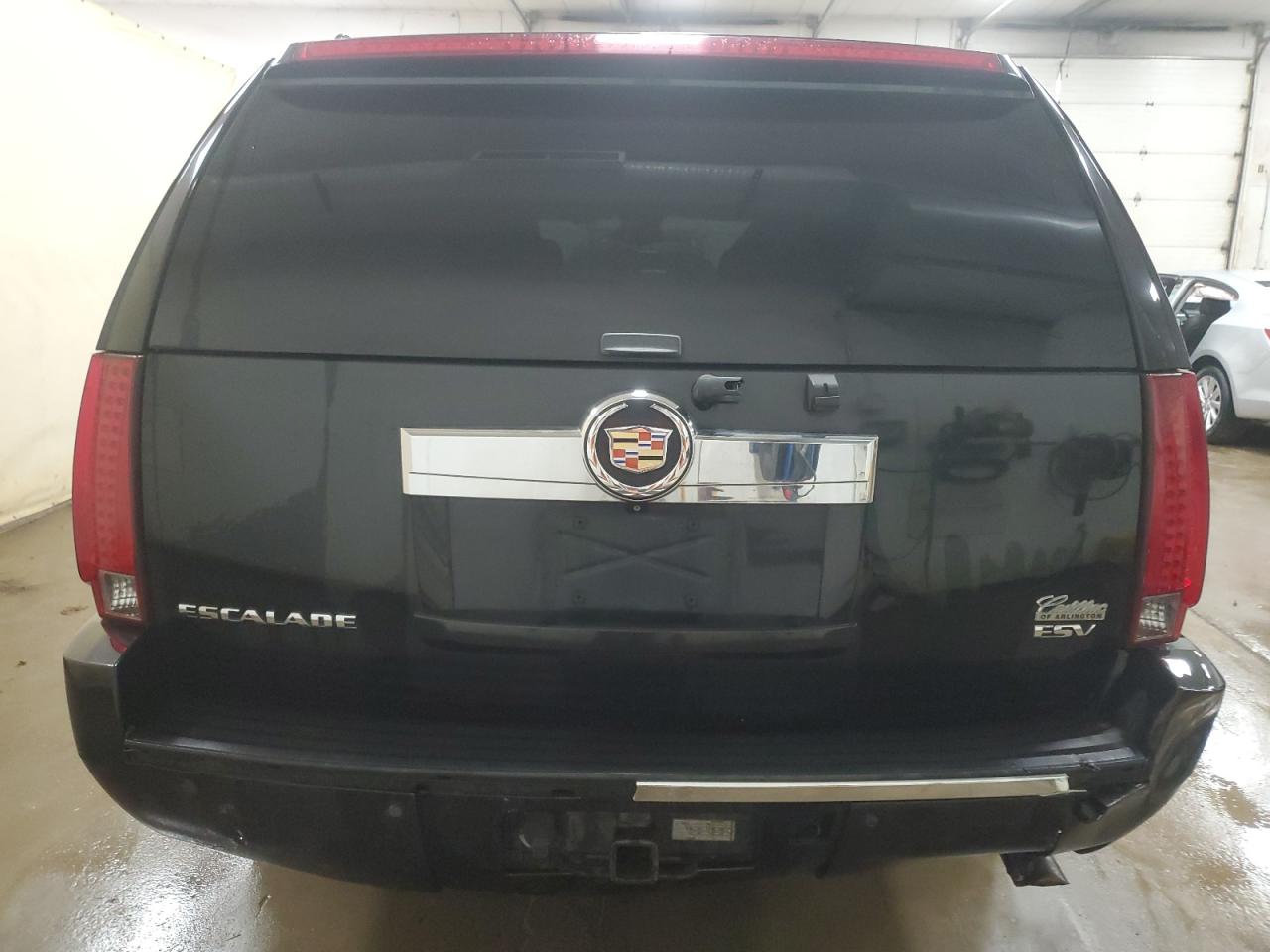 2007 Cadillac Escalade Esv VIN: 1GYFK668X7R240970 Lot: 58025495