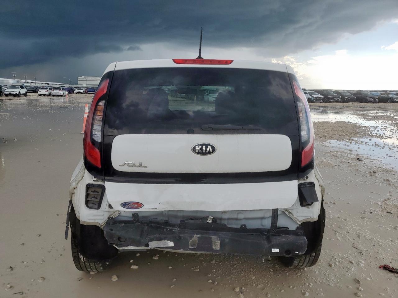 KIA SOUL 2016 VIN KNDJN2A25G7352770 фото 6