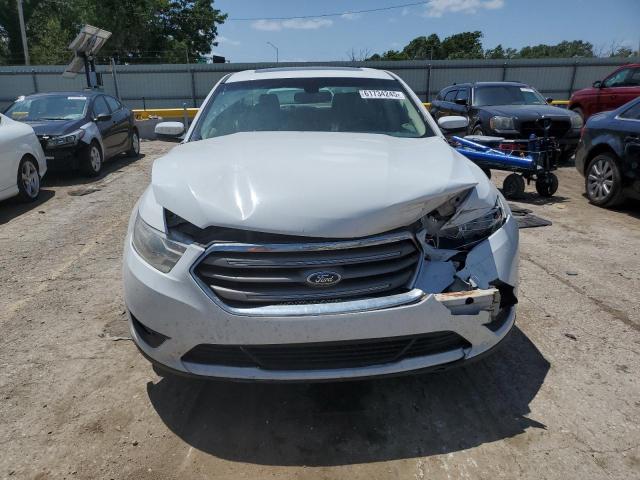 Sedans FORD TAURUS 2014 White
