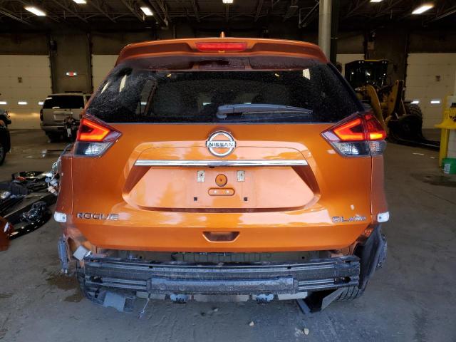  NISSAN ROGUE 2017 Оранжевый