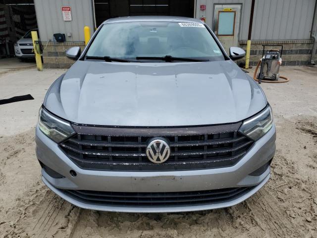  VOLKSWAGEN JETTA 2020 Серебристый
