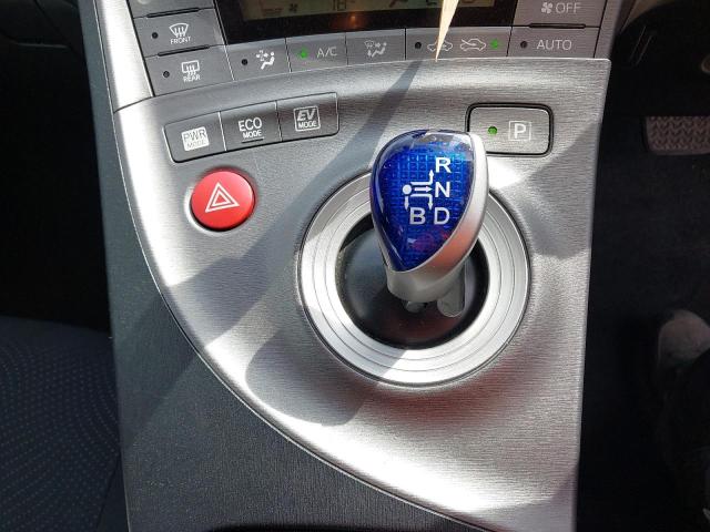 2013 TOYOTA PRIUS HYBRID 