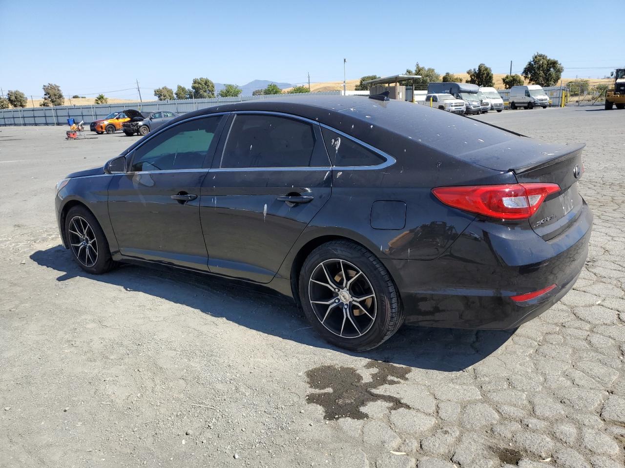 HYUNDAI SONATA 2016 VIN 5NPE24AF2GH260486 фото 2