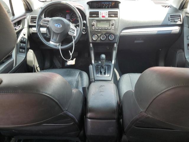  SUBARU FORESTER 2015 Красный