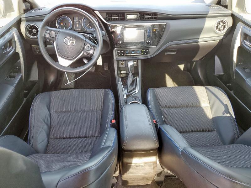  TOYOTA COROLLA 2017 Szary
