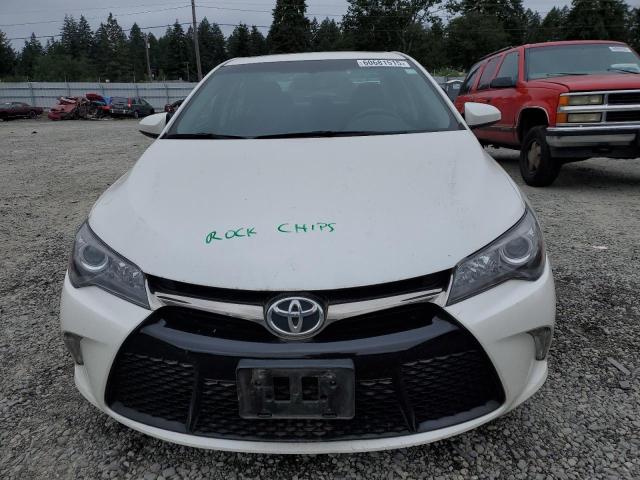  TOYOTA CAMRY 2015 White