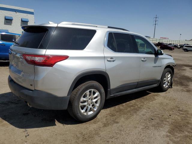  CHEVROLET TRAVERSE 2018 Серебристый