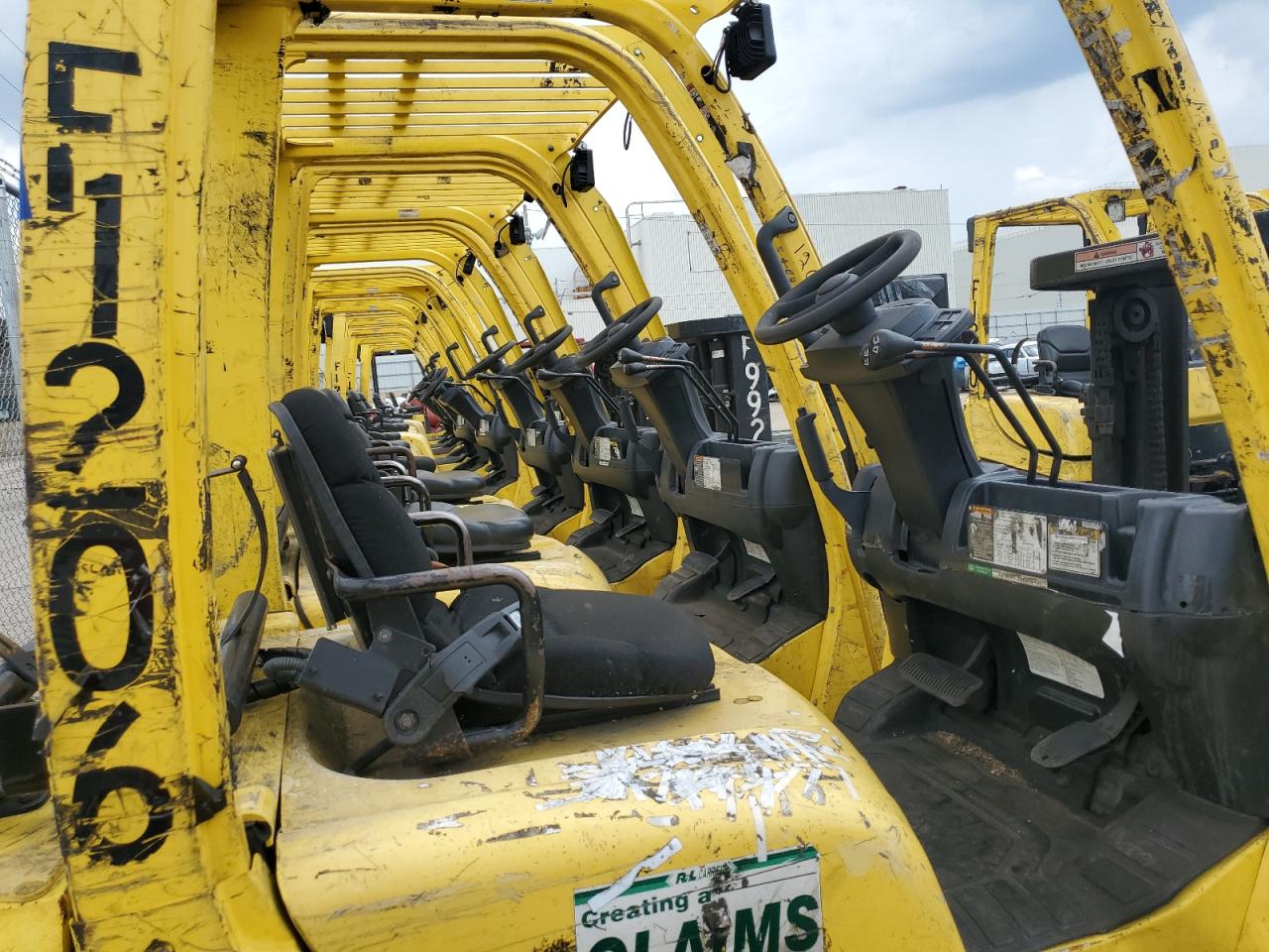HYST FORKLIFT 2012 VIN F001V04330K фото 5
