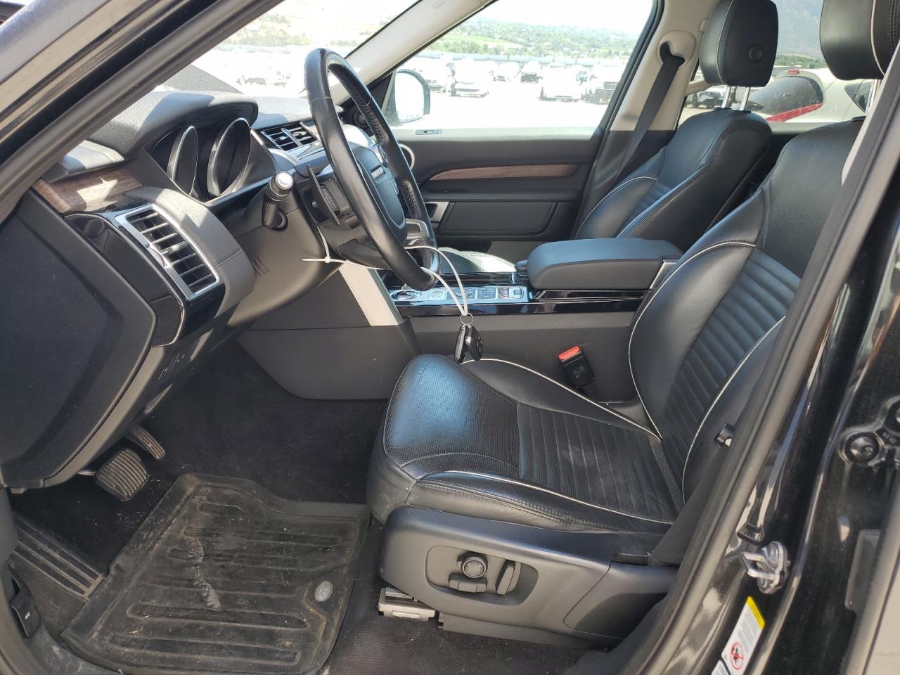 2017 Land Rover Discovery Hse VIN: SALRRBBVXHA013810 Lot: 60164195