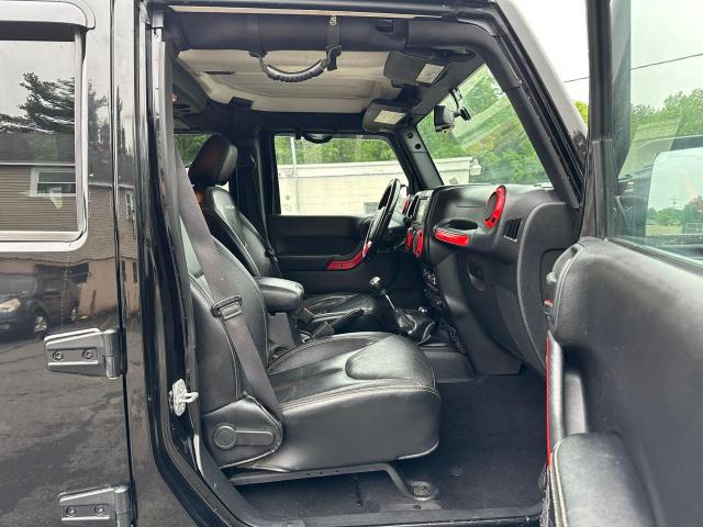 Parquets JEEP WRANGLER 2015 Czarny