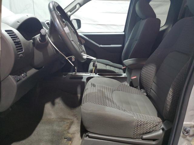  NISSAN FRONTIER 2017 Srebrny