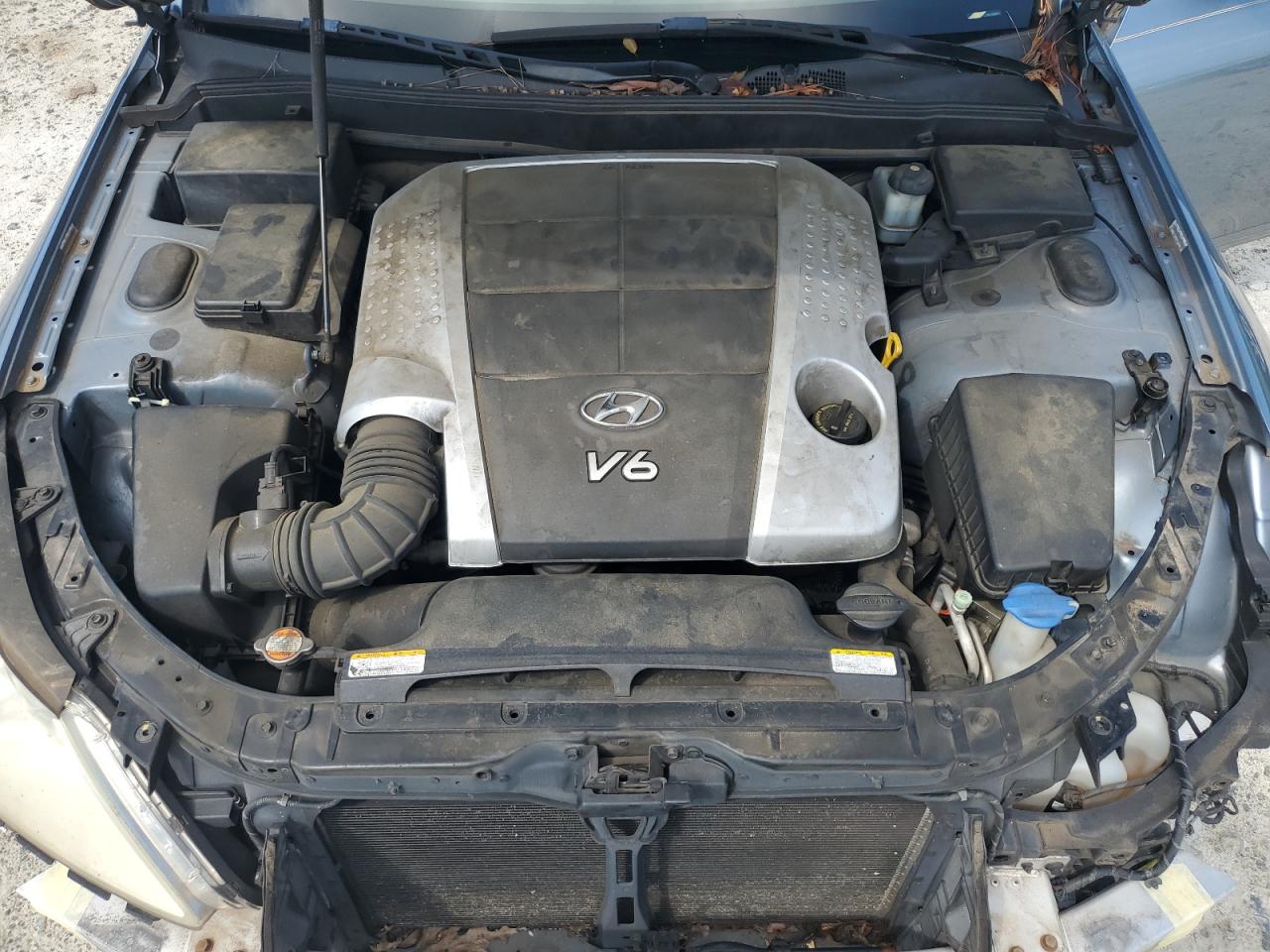 2009 Hyundai Genesis 3.8L VIN: KMHGC46E59U025865 Lot: 62866035