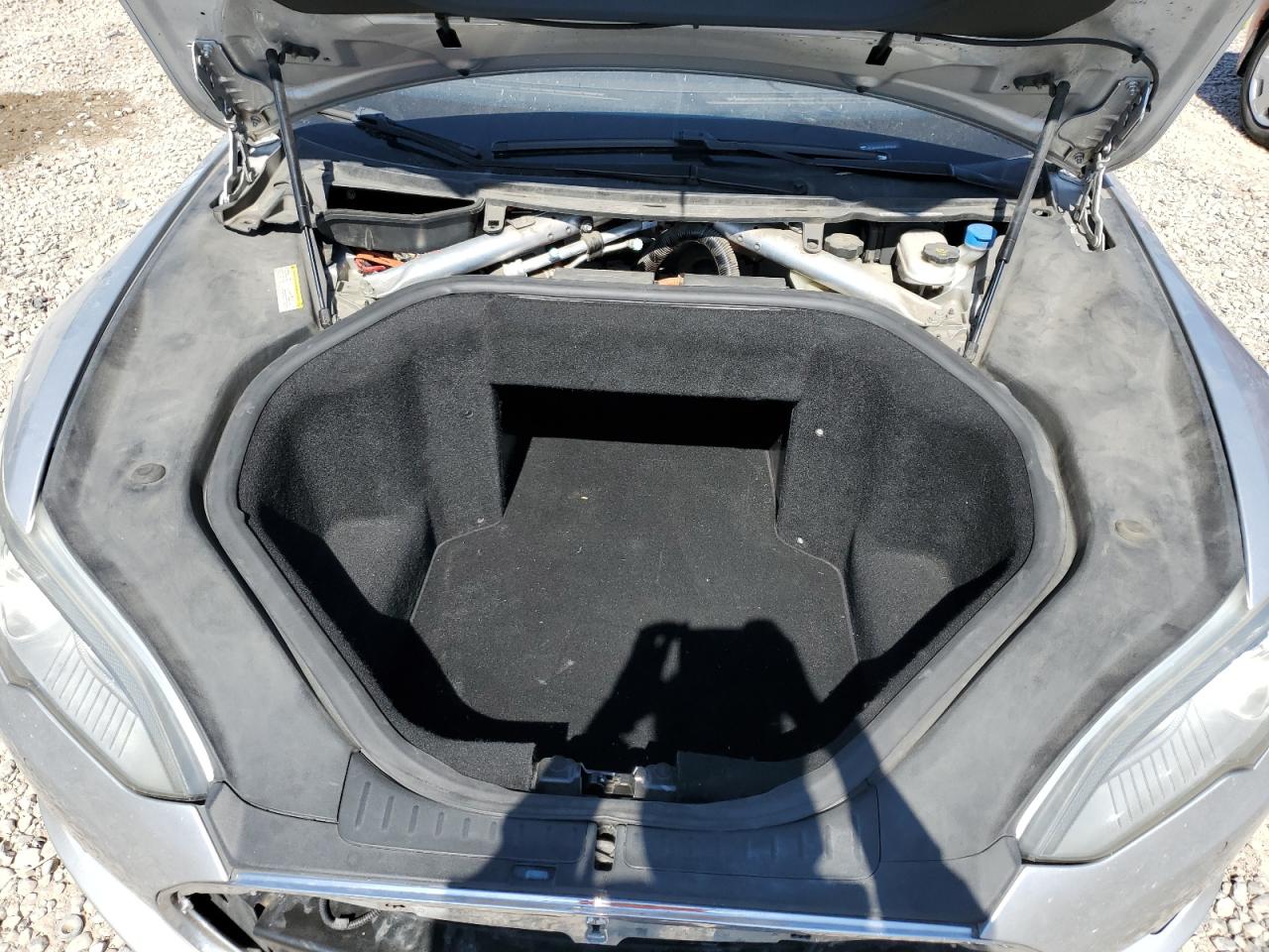 2015 Tesla Model S 60 VIN: 5YJSA1S16FFP77018 Lot: 62853645