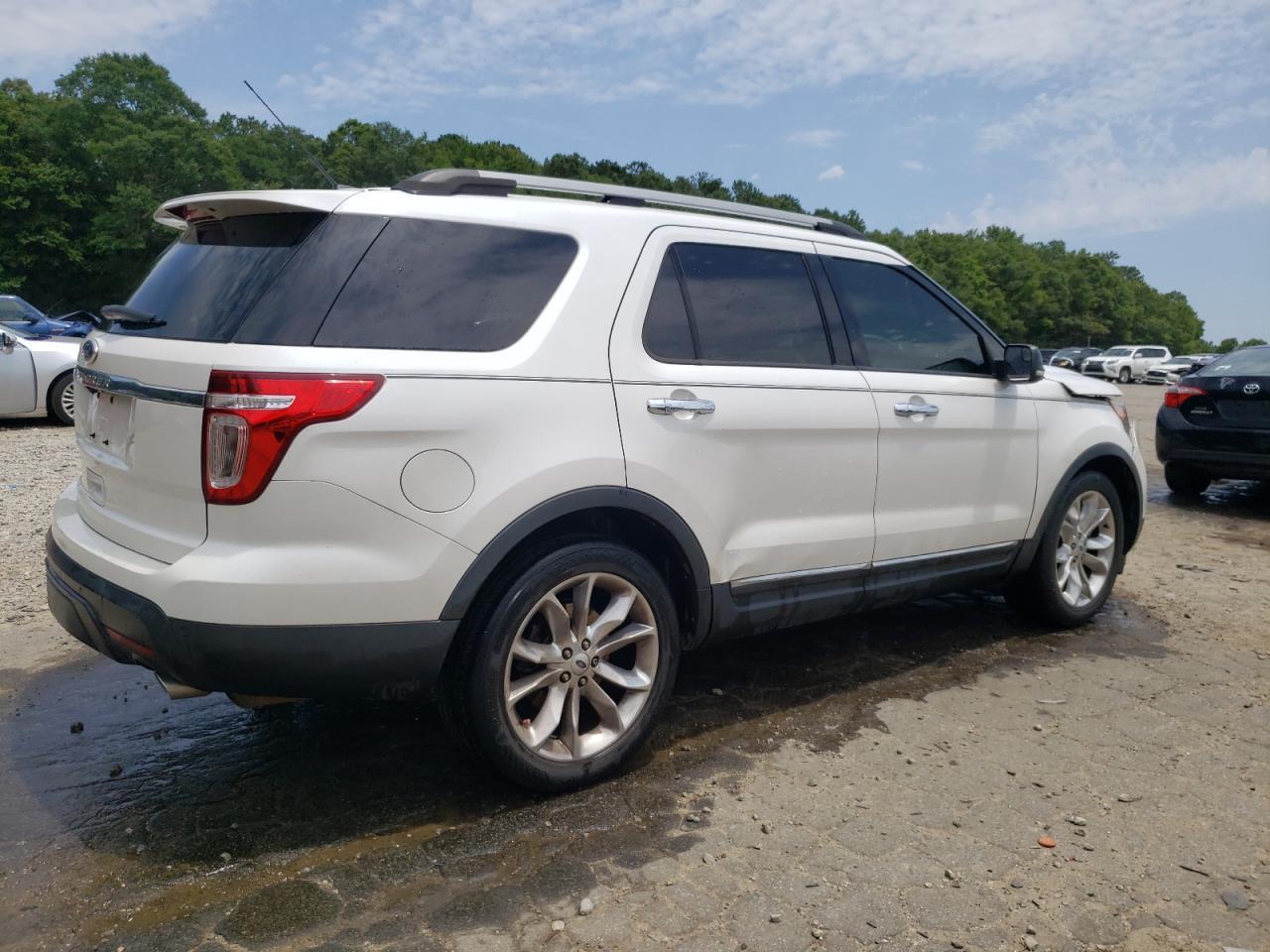 FORD EXPLORER 2012 VIN 1FMHK7D84CGA98463 фото 3
