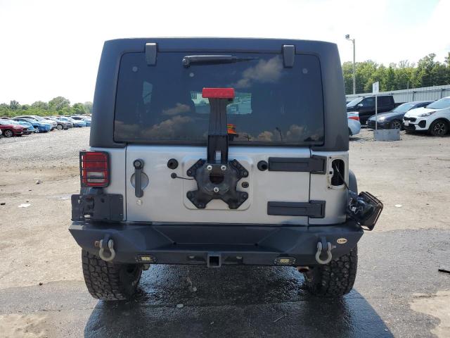 Parquets JEEP WRANGLER 2015 Silver