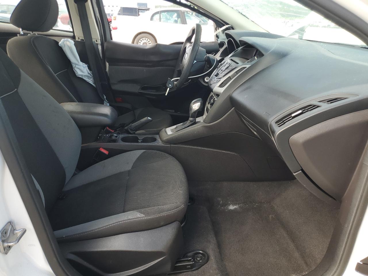 FORD FOCUS 2014 VIN 1FADP3F26EL278453 photo 7