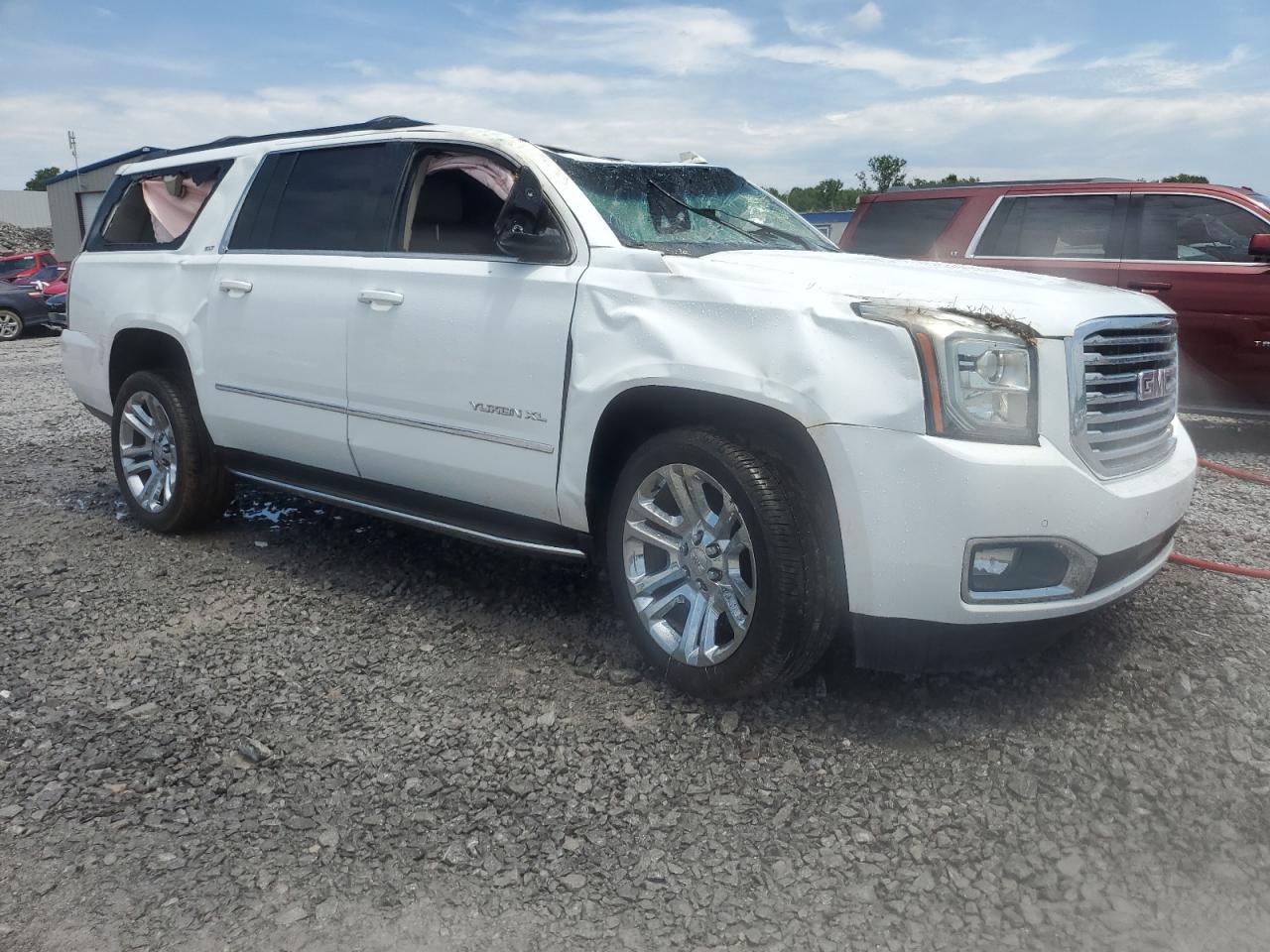 GMC YUKON 2018 VIN 1GKS1GKC8JR133905 фото 4