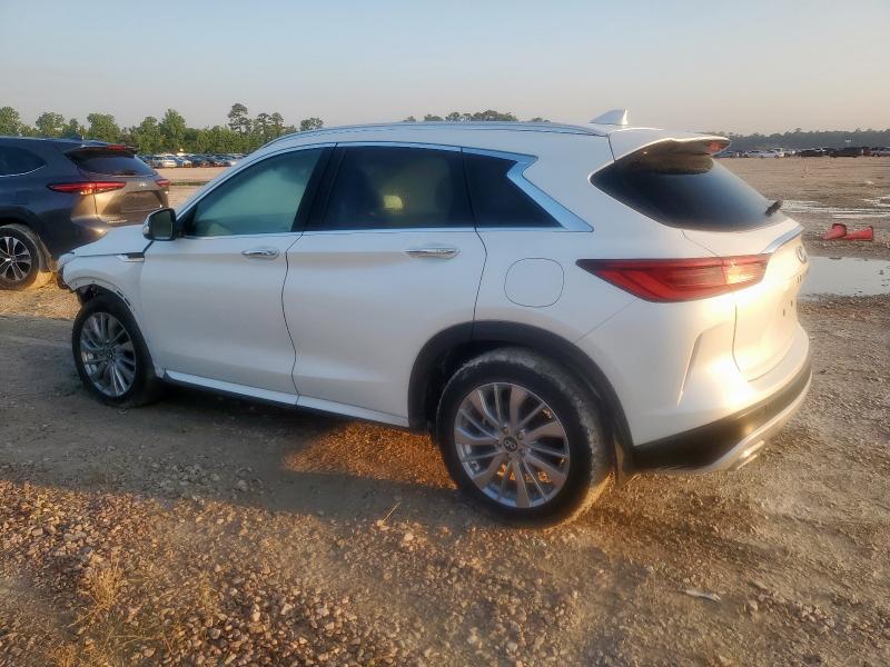  INFINITI QX50 2024 Biały