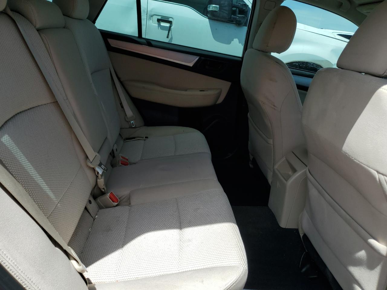 2018 Subaru Outback 2.5I VIN: 4S4BSAAC7J3366485 Lot: 61398425