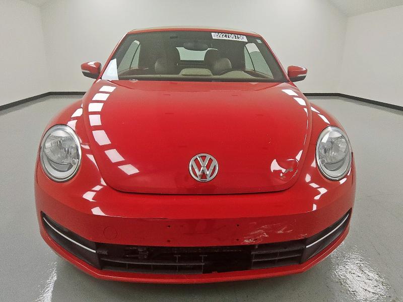  VOLKSWAGEN BEETLE 2013 Czerwony