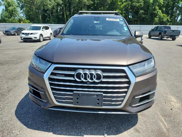 Parquets AUDI Q7 2017 Brązowy