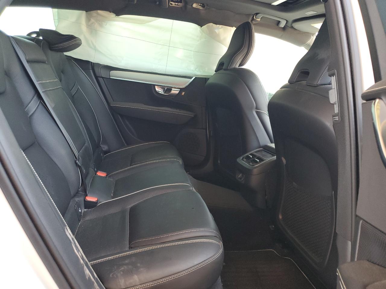 2019 Volvo V90 T5 R-Design VIN: YV1102GM3K1101064 Lot: 60352405