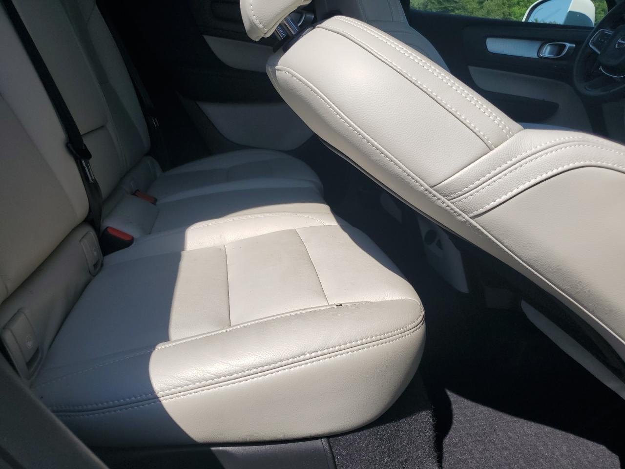 2021 Volvo Xc40 T5 Momentum VIN: YV4162UK9M2602719 Lot: 61892265