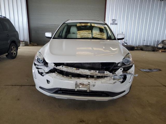 VOLVO XC60 2017 White