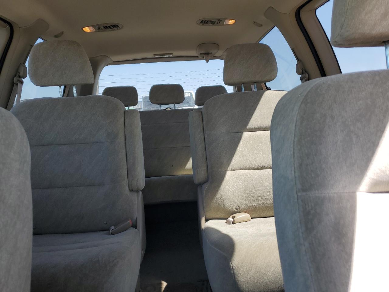 2001 Honda Odyssey Ex VIN: 2HKRL18671H611922 Lot: 61768255