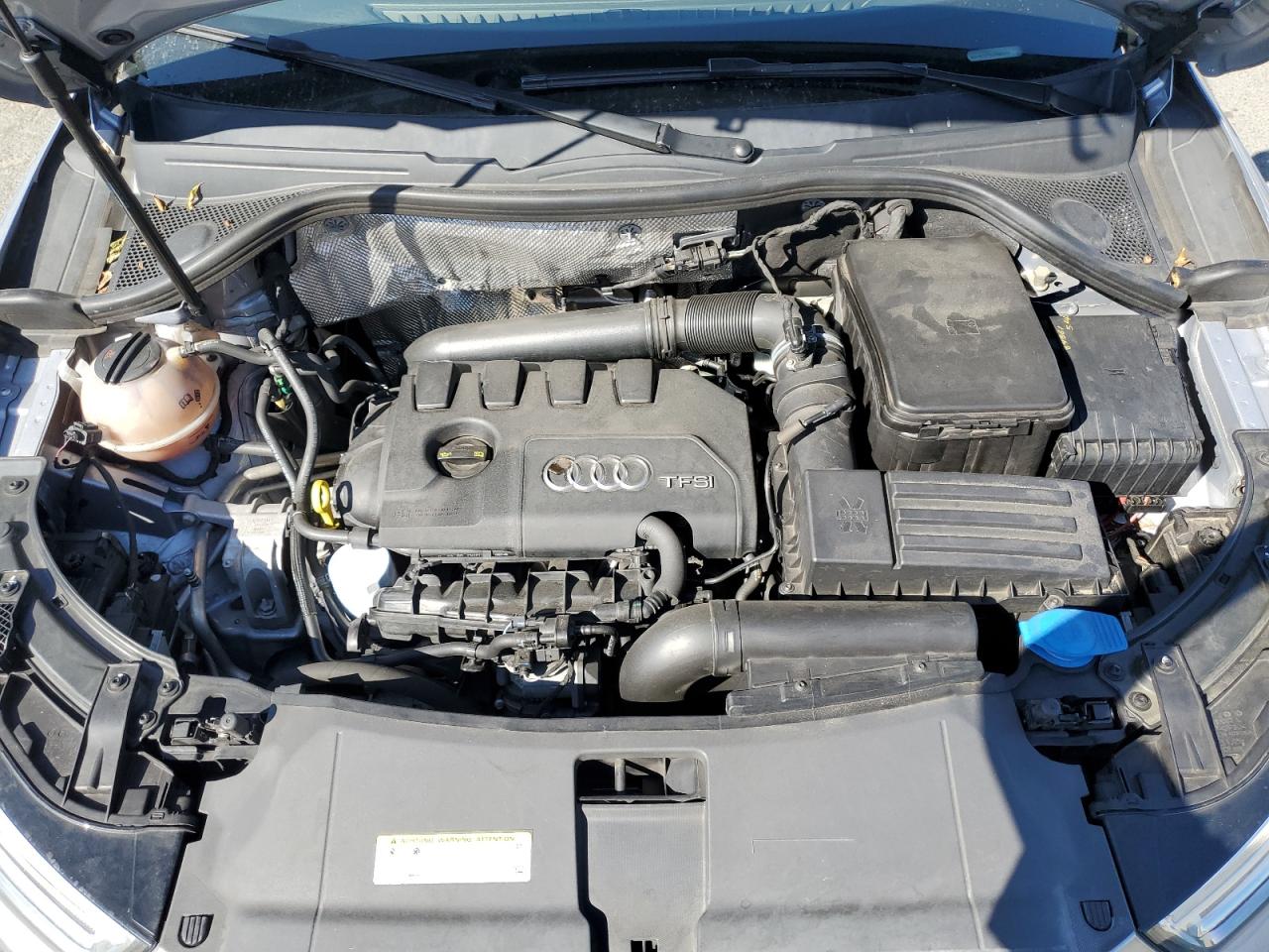 2018 Audi Q3 Premium Plus VIN: WA1HCCFS3JR000215 Lot: 62155605