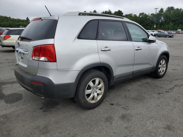  KIA SORENTO 2012 Srebrny