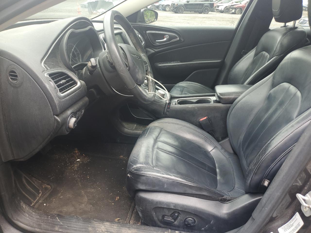 2015 Chrysler 200 C VIN: 1C3CCCEG4FN620491 Lot: 61983055