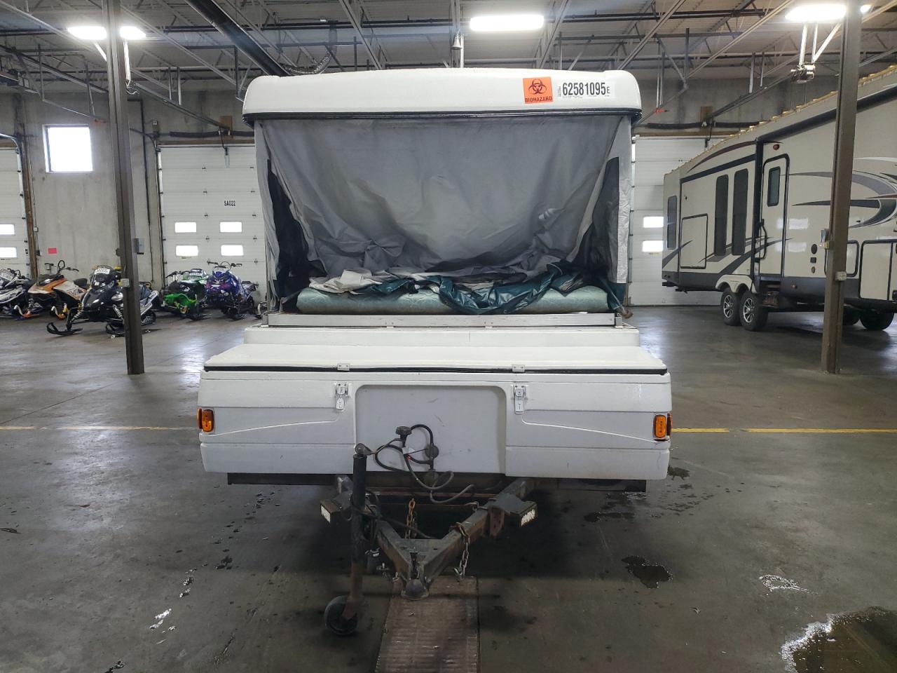 FLEETWOOD ALL Models 2000 VIN 4CP681H14Y7293878 фото 7