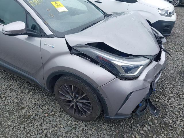 2020 TOYOTA C-HR EXCEL