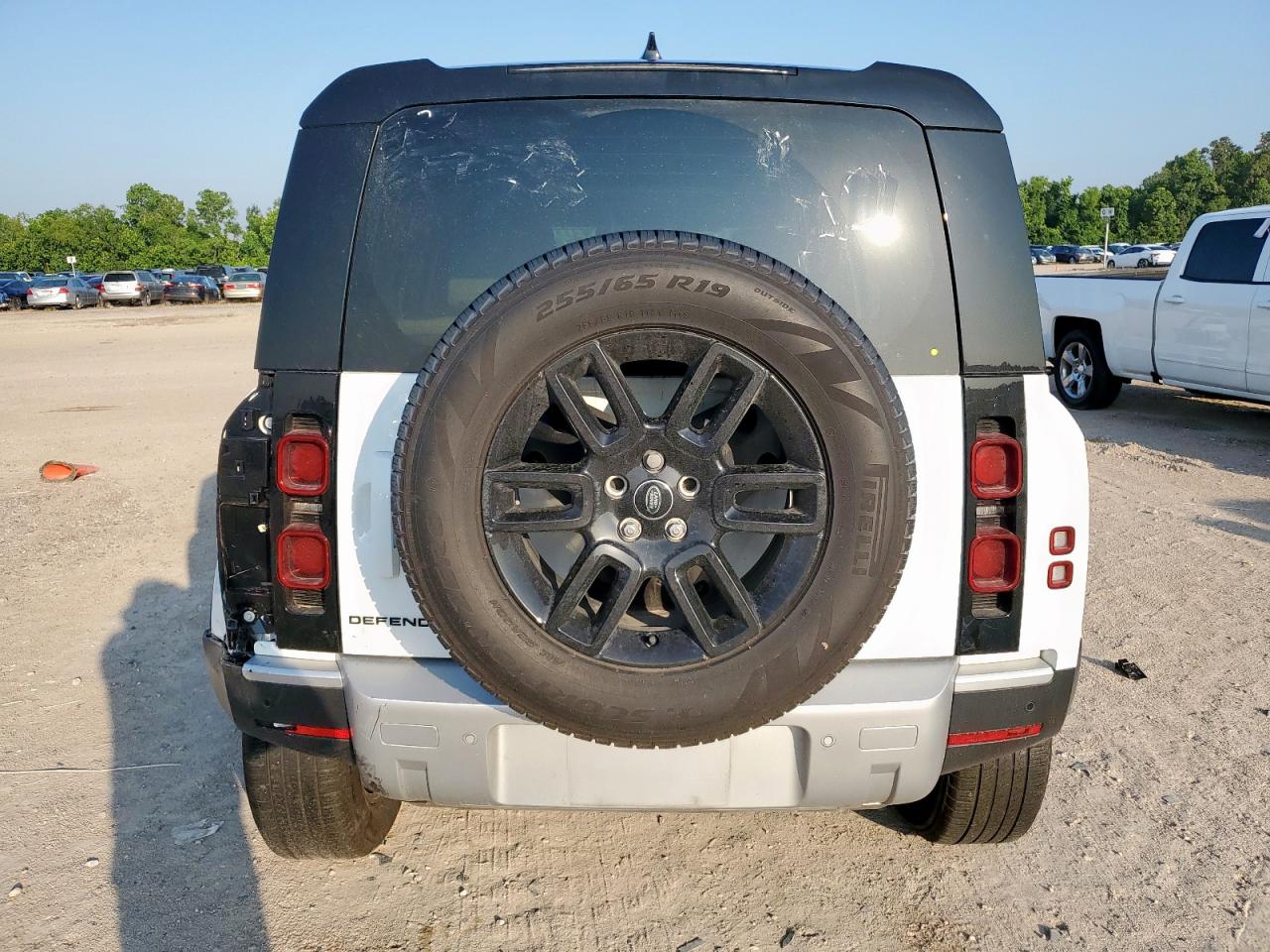 2024 Land Rover Defender 110 S VIN: SALEJ7EX8R2332151 Lot: 59149955