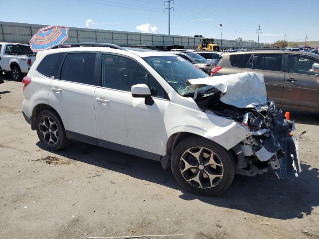  SUBARU FORESTER 2016 Белы