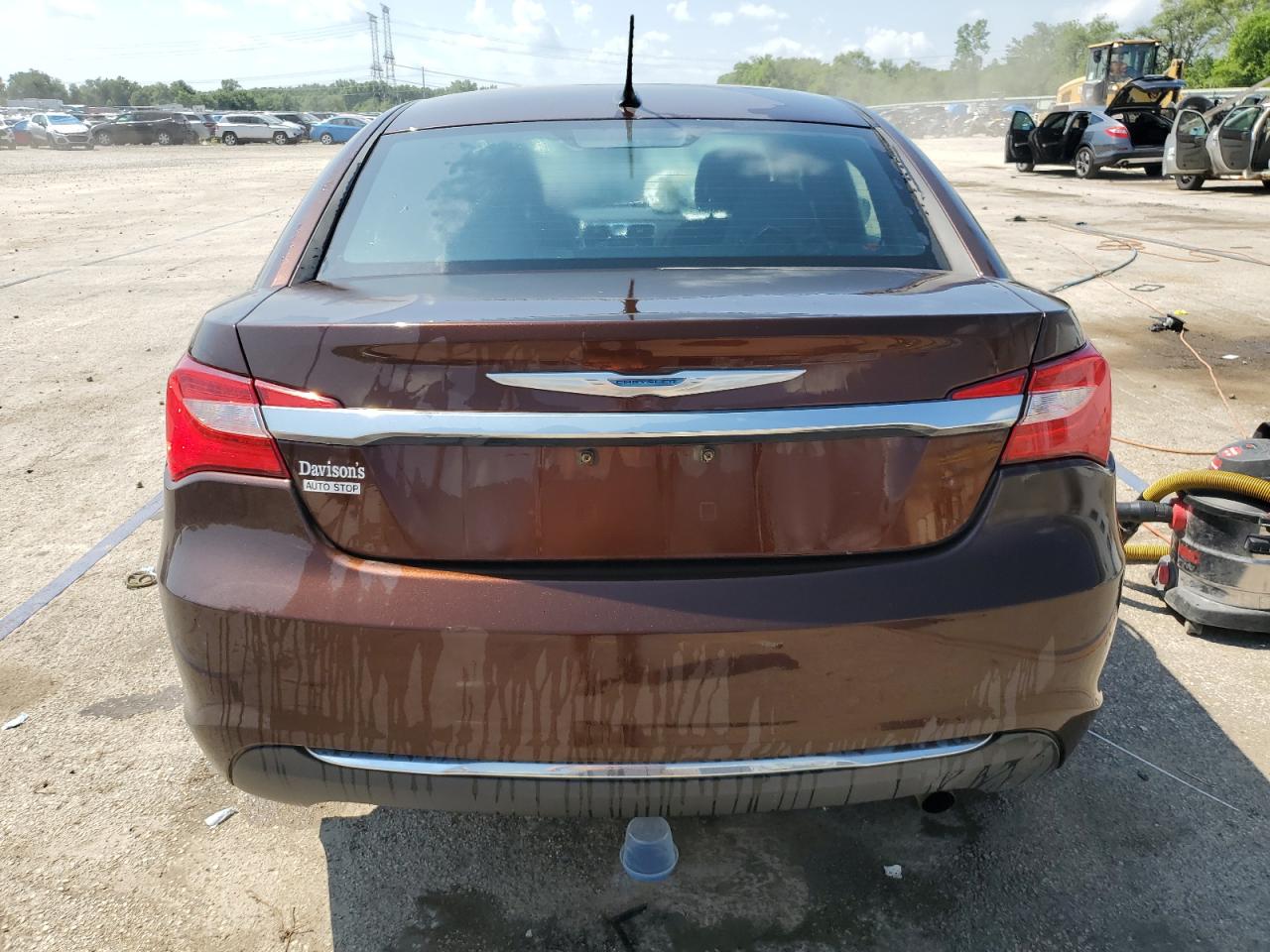 2013 Chrysler 200 Lx VIN: 1C3CCBAB1DN560364 Lot: 62742275