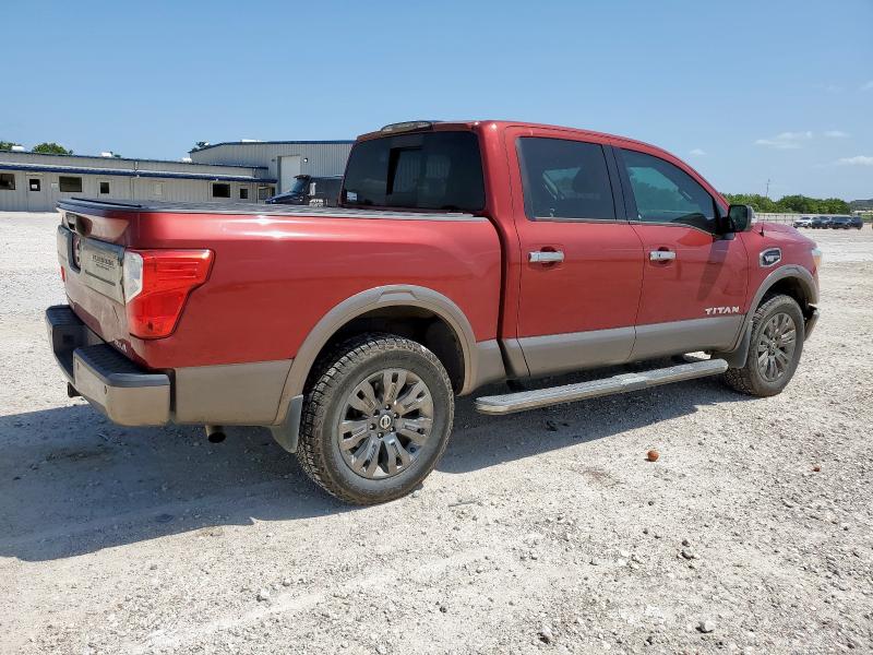  NISSAN TITAN 2017 Красный