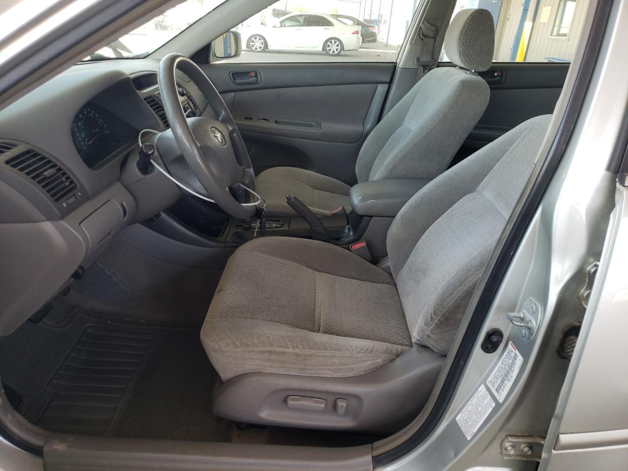 2003 Toyota Camry Le VIN: JTDBE32K530152645 Lot: 62609695