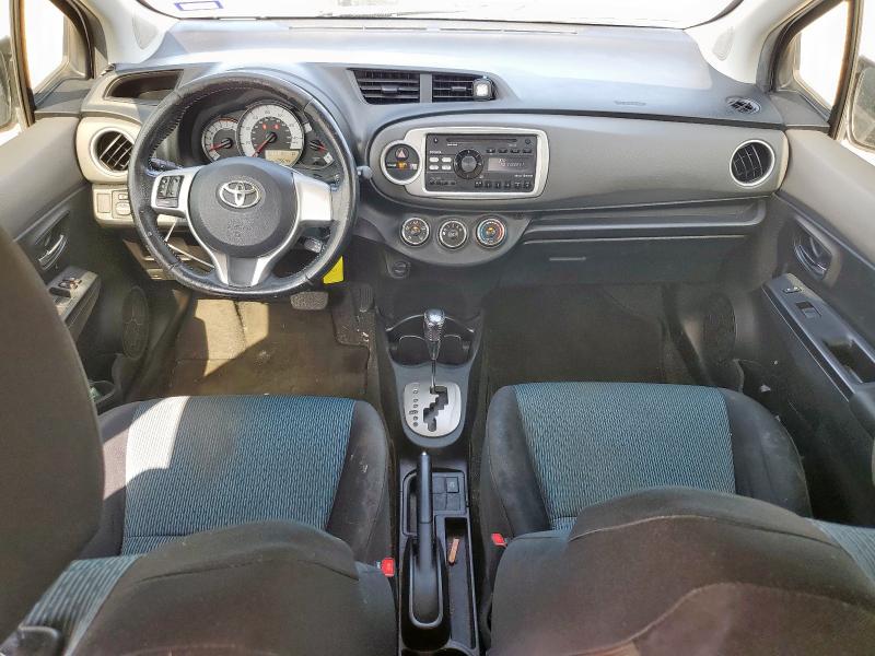  TOYOTA YARIS 2012 Biały