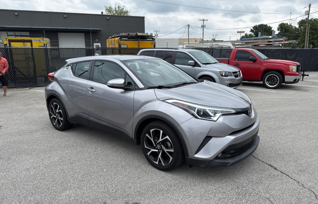 2018 Toyota C-Hr Xle for Sale in Kansas City, KS - Normal Wear
