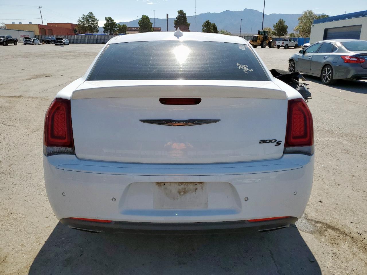 2017 Chrysler 300 S VIN: 2C3CCABT9HH596951 Lot: 62541785