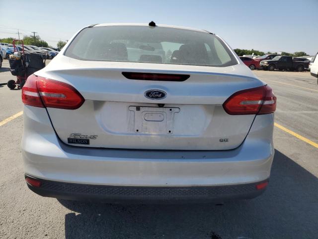  FORD FOCUS 2018 Серебристый
